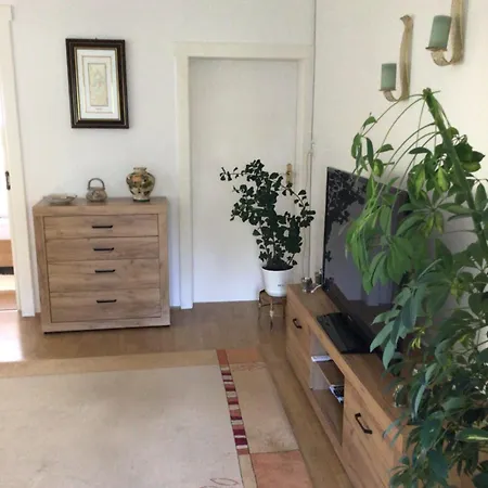 Wohnen Im Gruenen In Apartment *